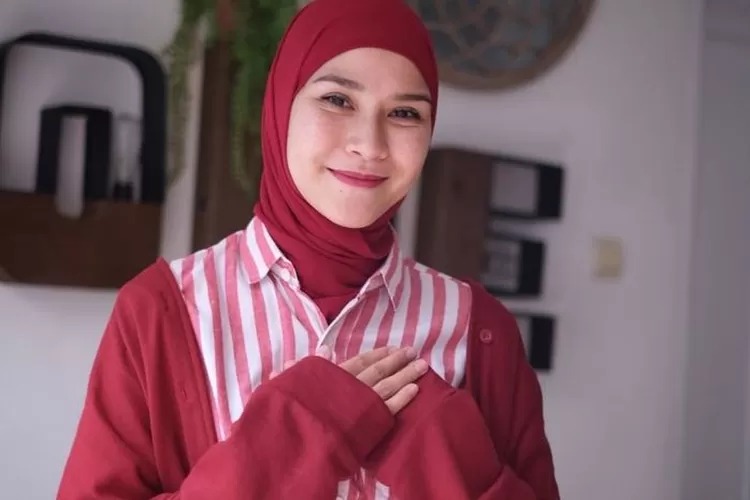 Zaskia Adya Mecca Ungkap Kronologi Pemukulan Karyawannya di Depan Restoran Shabu Hachi Ampera